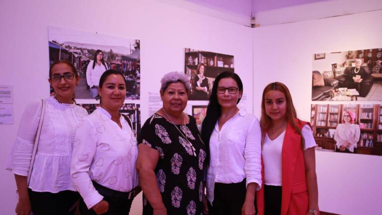 Reconocen a mujeres que transforman Sinaloa en exposición