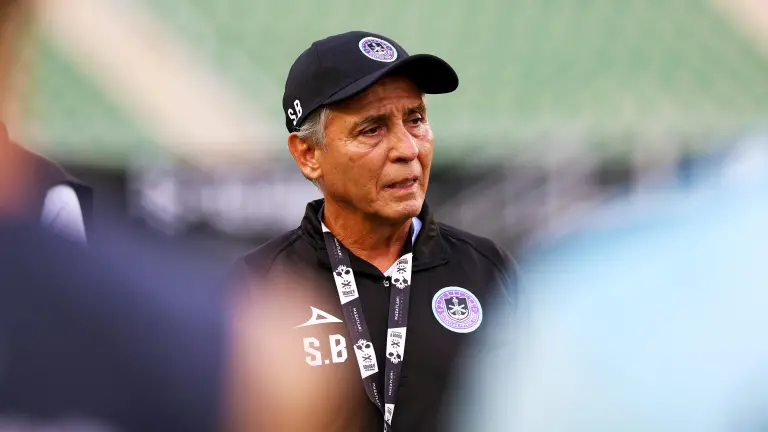 Sergio Bueno encabeza su primera práctica con los Cañoneros.