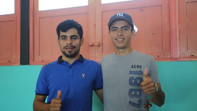 Daniel Enciso y Alejandro Velarde tendrán la oportunidad de entrenar con pedalistas de alto nivel.