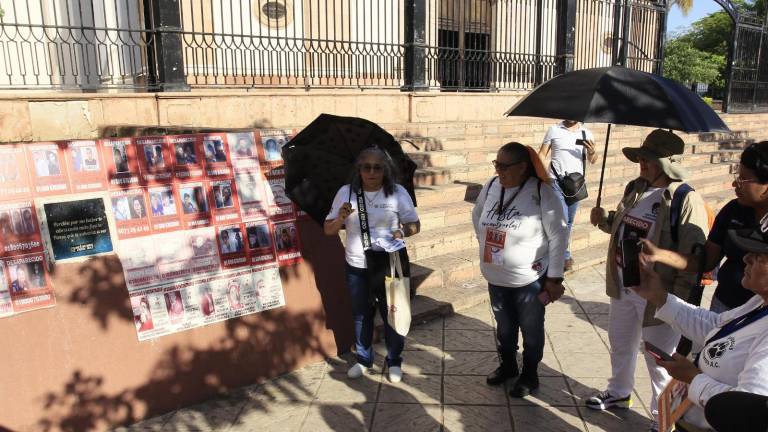 Al momento del intento de privación de la libertad contra una joven, Sabuesos Guerreras se encontraba realizando actividades de concientización a la ciudadanía frente a la Catedral de Culiacán.