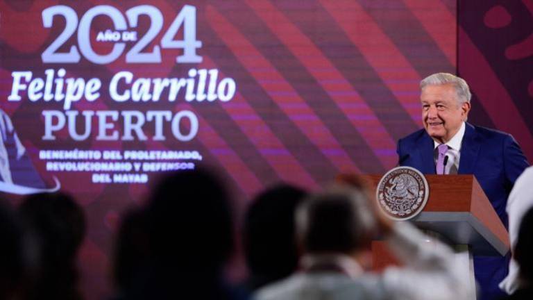 Andrés Manuel López Obrador podrá continuar emitiendo sus conferencias “mañaneras”.