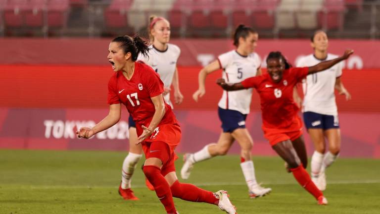 Canadá avanza a la final del futbol femenino en Tokio 2020.