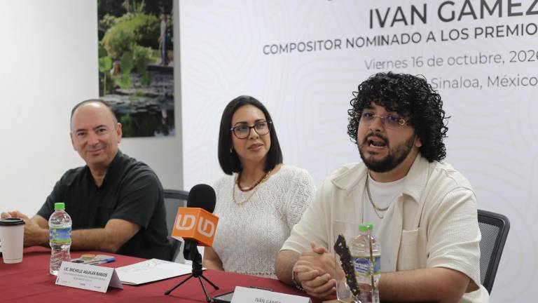 Iván Gámez (der.) va por tres estatuillas en los Latin Grammy.