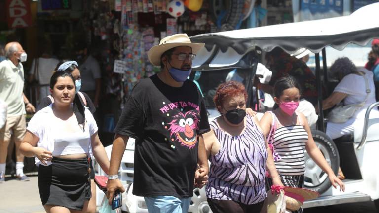 Este martes autoridades se reúnen para definir medidas para frenar contagios de Covid-19 en Mazatlán