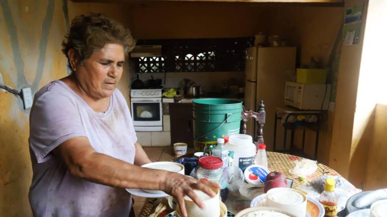 La señora Ana Alicia Osuna es una vecina de la comunidad Las Chinacas, en La Noria.
