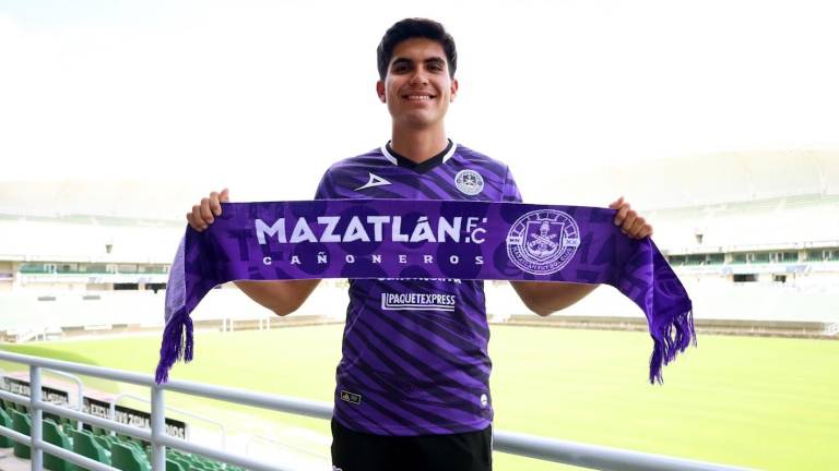 Yostin Valadez ya entrena con el Mazatlán FC, de cara al Clausura 2024.