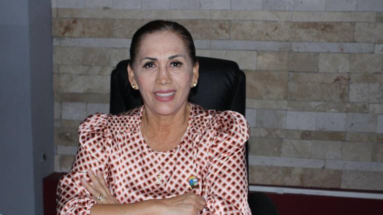 Blanca Estela García Sánchez, Alcaldesa de Escuinapa informó que se reemplazará todo el equipo por uno nuevo.