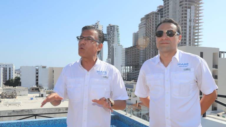 Tomás Amador y Gaddiel Hernández presentan sus nuevos desarrollos inmobiliarios.