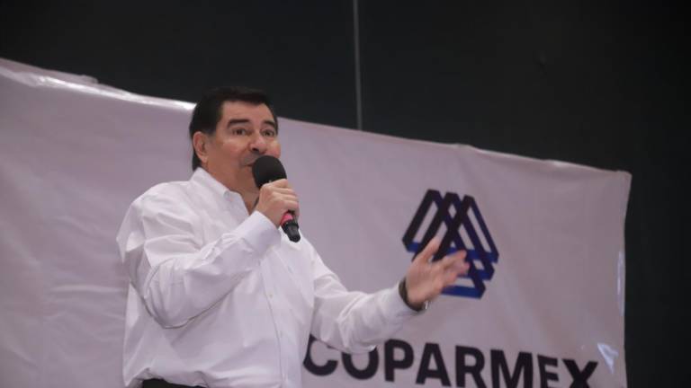 Javier Lizárraga Mercado, presidente del Consejo de Administración del Grupo Marino, realizó la conferencia “Grupo Marino, 73 aniversario, un tributo”, que organizó Coparmex Mazatlán.