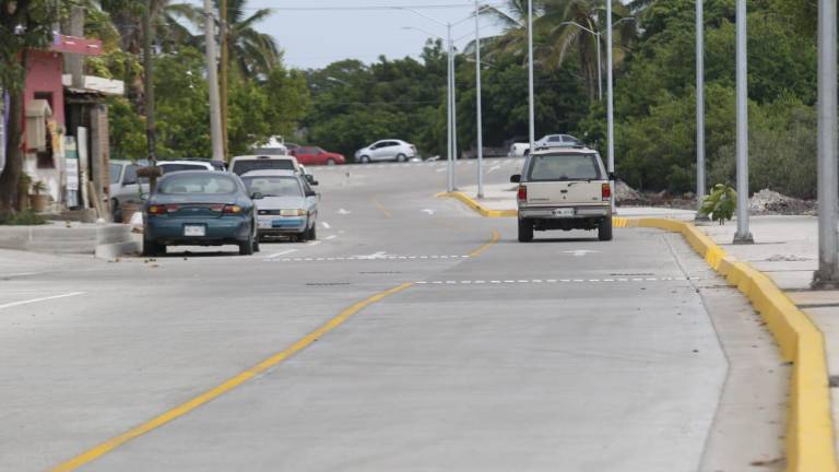 Abren a la circulación vial el tramo recién pavimentado de la Avenida Circunvalación, en Mazatlán