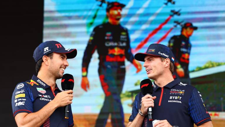 Sergio “Checo” Pérez y Max Verstappen podrían darle a Red Bull su segundo título de escuderías.