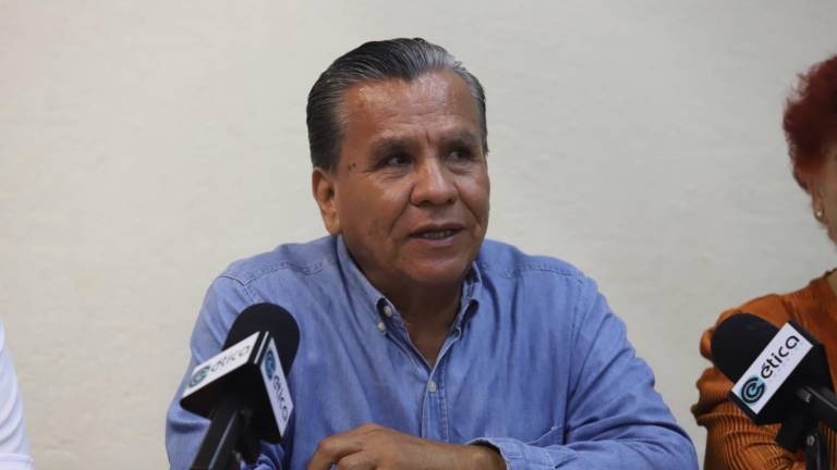 Saturnino Mascareño fijó la postura de la comunidad de jubilados a favor de la reingeniería universitaria para garantizar pensiones a futuro.