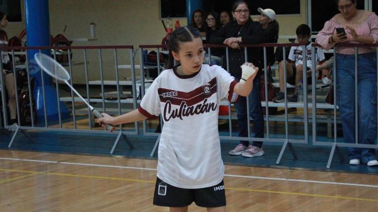 Culiacán conquista 18 medallas y lidera estatal de bádminton.