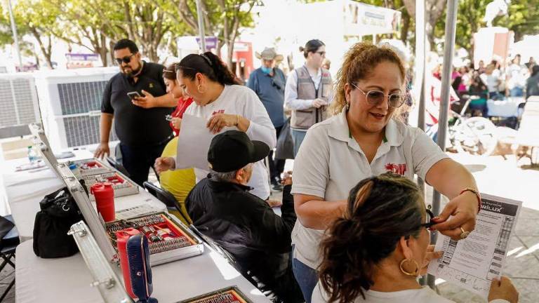 Los habitantes aprovecharon la jornada para acceder a una amplia gama de servicios gratuitos.
