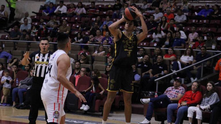 Agónico revés de Piratas Basketball ante Reyes de Durango