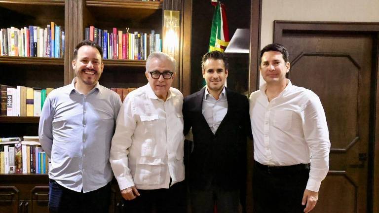 Autoridades de Sinaloa se reúnen con director del Grupo Aeropurtario OMA.