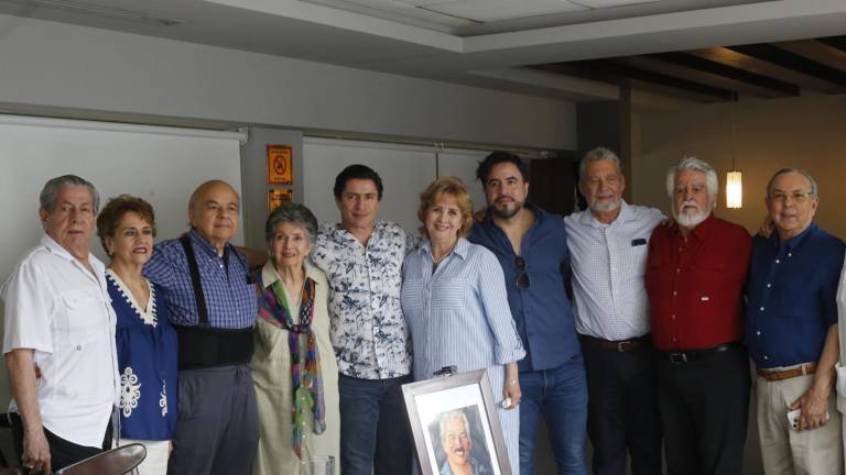 Luis Alfonso Gastélum, Yolanda Torres, Francisco Frías, Rosario Gastélum, Héctor Cárdenas, María Esther Gastélum, Pablo Gastélum Ancieaux, Johan Timmerman, José Antonio Gastélum y Carlos Aguilar.