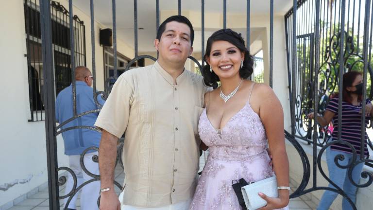 Ariadna Rodríguez y Carlos Valdez se dan el ‘sí’ ante el altar