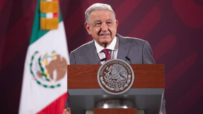 El Presidente Andrés Manuel López Obrador defendió a Omar García Harfuch sobre el caso Ayotzinapa.