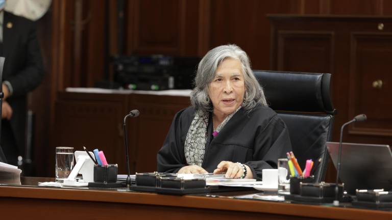 Ministra María Estela Ríos Gozález deberá resolver si sus compañeras Lenia Batres y Yasmín Esquivel participa en la resolución del amparo de Elektra.