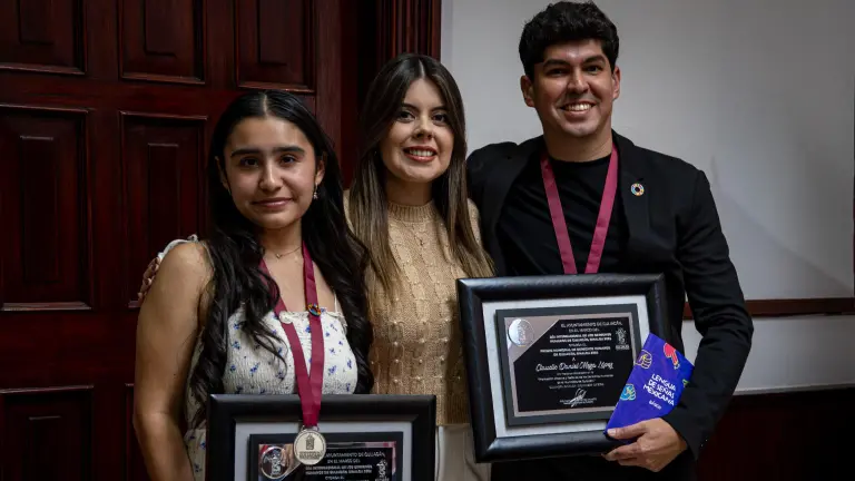 Elbri Karely y Claudio Daniel fueron reconocidos por el Ayuntamiento de Culiacán con el Premio Municipal de Derechos Humanos de Culiacán 2025.
