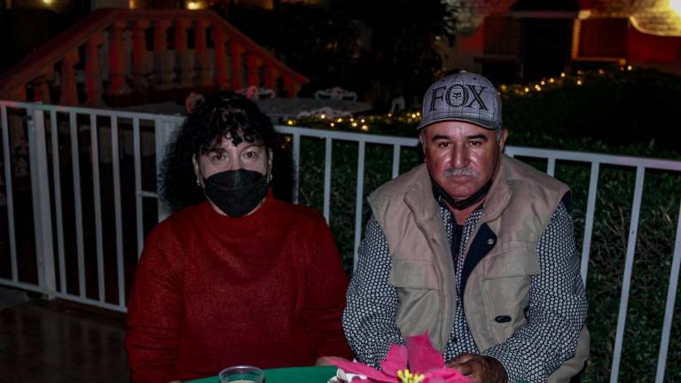 Con piñatas, rifas y música realiza su posada el Instituto de Neurociencias y Educación de Sinaloa
