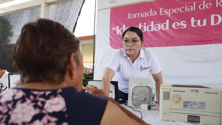 El Gobierno municipal informó que durante la jornada se atendió a niñas, niños, jóvenes y personas adultas que acudieron para realizar trámites relacionados con su identidad y documentación oficial.
