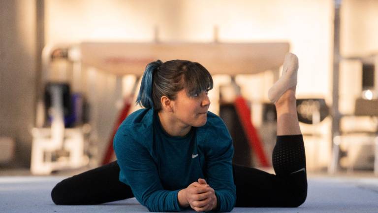 Alexa Moreno, gimnasta olímpica, durante un entrenamiento en el CNAR.