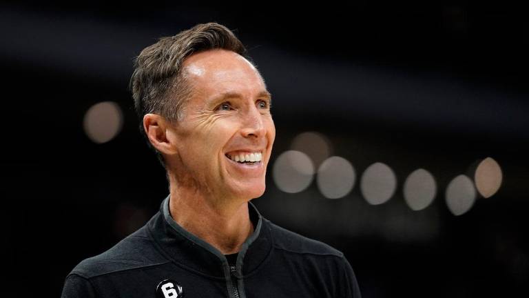 Steve Nash regresa a los Phoenix Suns, pero ahora como asesor principal.