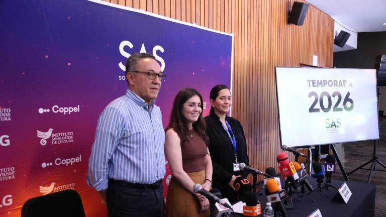 Juan Avilés, Miriam Gastélum y María Fernanda Alvídrez anuncian la Temporada SAS 2026 Otoño Invierno.