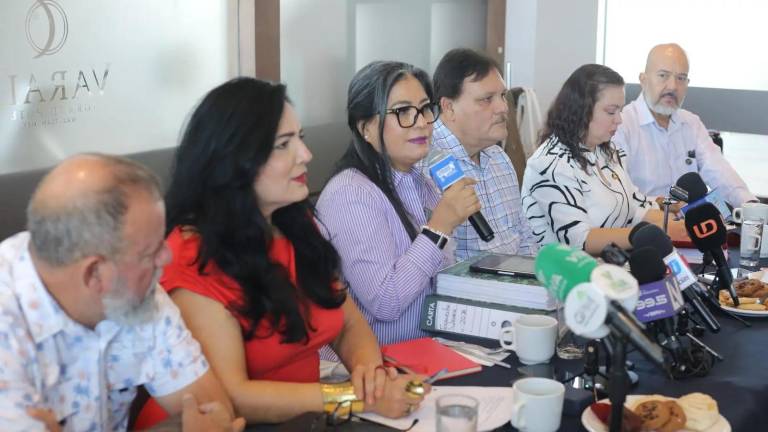 Cázarez Oliveros expresó su expectativa de que los establecimientos cuenten con recursos para cubrir las prestaciones de sus trabajadores a fin de año.