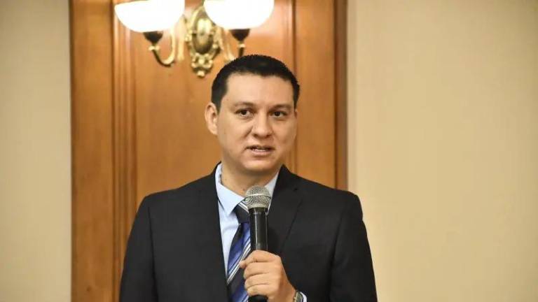 Jesús Bustamante señaló que la coacción contra los comunicadores ha evolucionado hacia formas de amenaza que buscan silenciar la cobertura informativa.