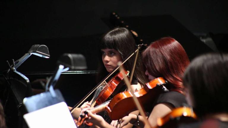 La Orquesta Sinfónica Infantil de la Escuela Superior de Artes José Limón ya supera los 60 integrantes.