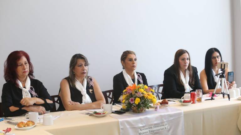 Empresarias de Mazatlán se capacitan en autocuidado personal