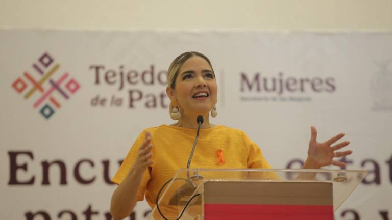Estrella Palacios Domínguez, Alcaldesa de Mazatlán, en la inauguración del Encuentro Estatal de Tejedoras de la Patria.