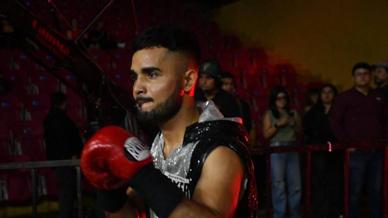 Jesús “Veneno” Aréchiga se alista para cerrar el 2025 con pelea en México.