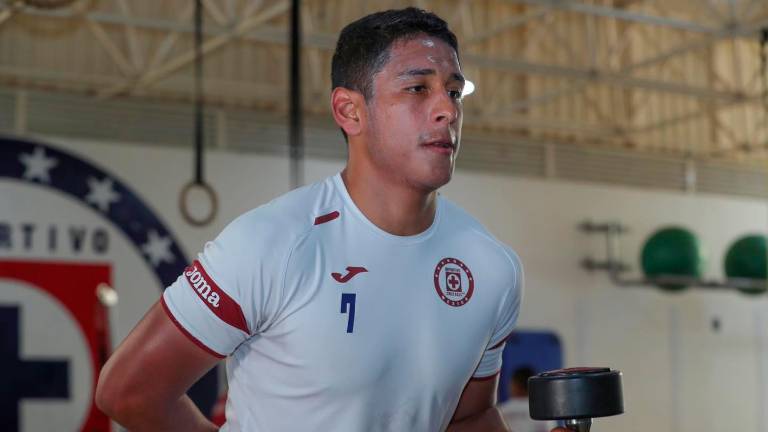 Luis Romo, durante el entrenamiento previo a la jornada de media semana.