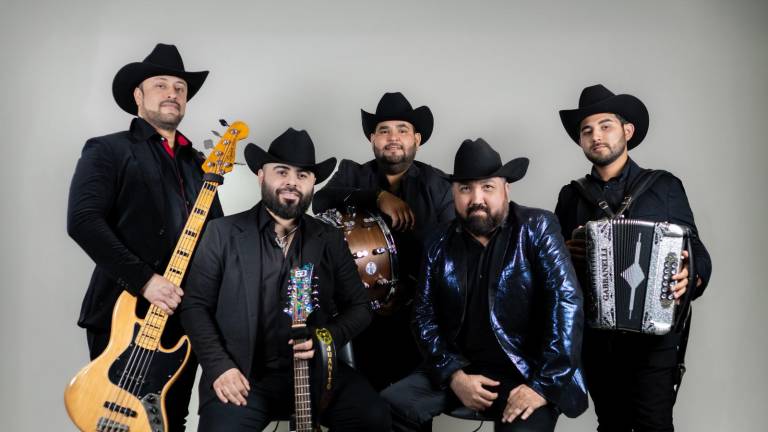 Los Intocables Jrs debutan con disco homenaje.