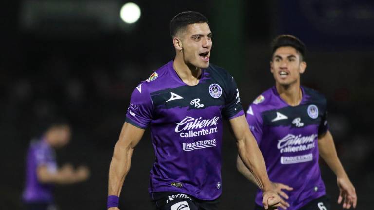 Brian Rubio marcó ambos goles de los Cañoneros.