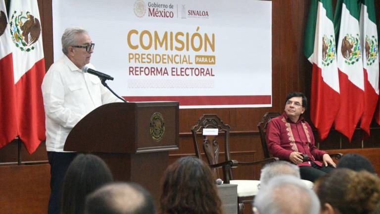Audiencia pública sobre la reforma electoral de México en el Congreso de Sinaloa.