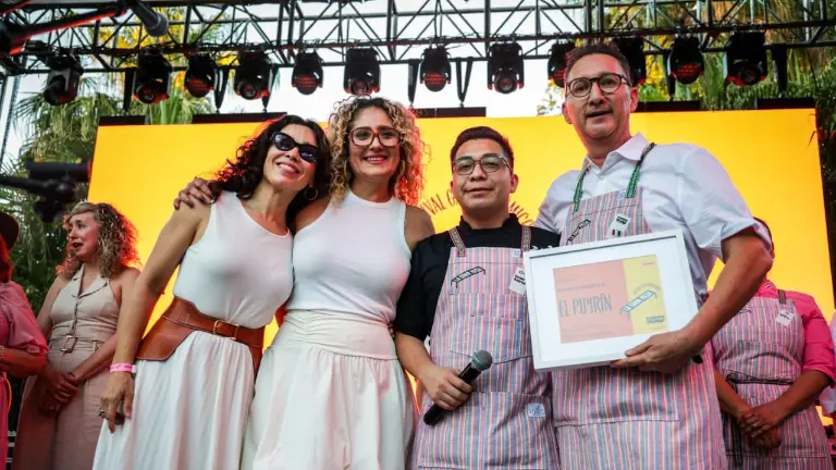 Celebran con ‘La Gran Mesa’, la unión, la gastronomía e identidad de los culiacanenses