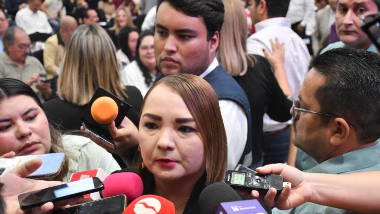 La Fiscal General de Sinaloa, Claudia Sheinbaum Pardo, señala que no ha habido detenidos por asesinatos de policías en la entidad.