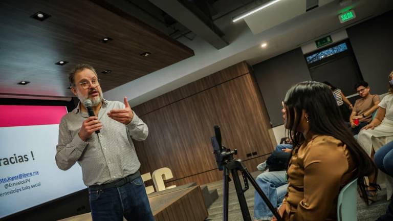 López Portillo sostuvo que la crisis de violencia que enfrenta México no podrá resolverse únicamente desde las instituciones de seguridad, sino que requiere una participación social permanente.