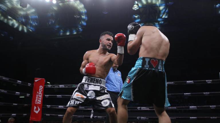Jesús “Veneno” Aréchiga se alista para su primer combate en 2026.