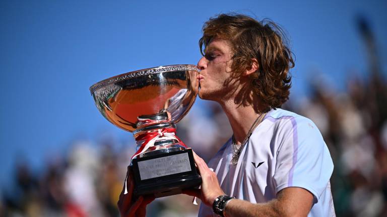 Andrey Rublev reina en Montecarlo.