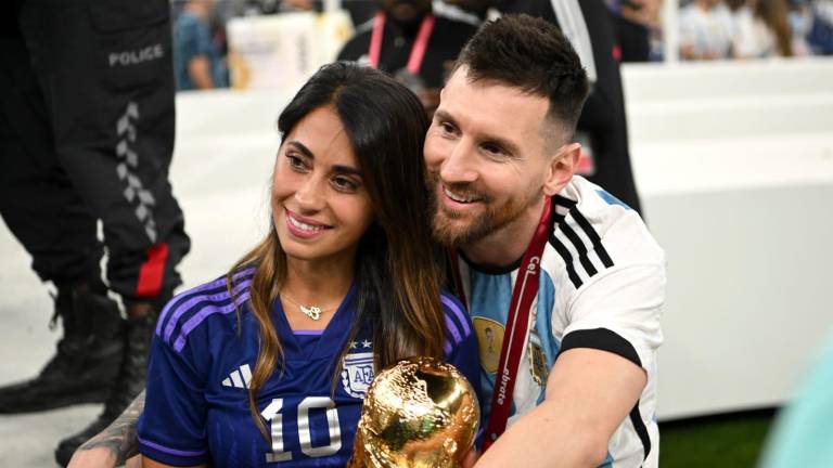 Lionel Messi dice que la copa ‘también es del Diego’, que los alentó ‘desde el cielo’