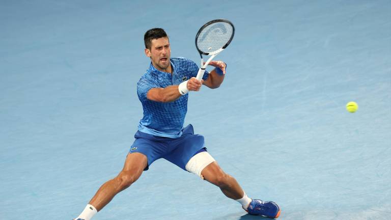 Novak Djokovic derrota en tres sets a Tommy Paul.
