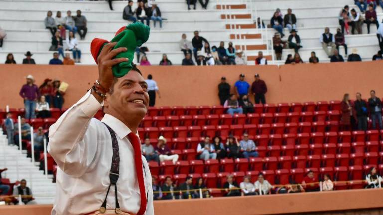 Adán Flores dice adiós a una exitosa carrera.