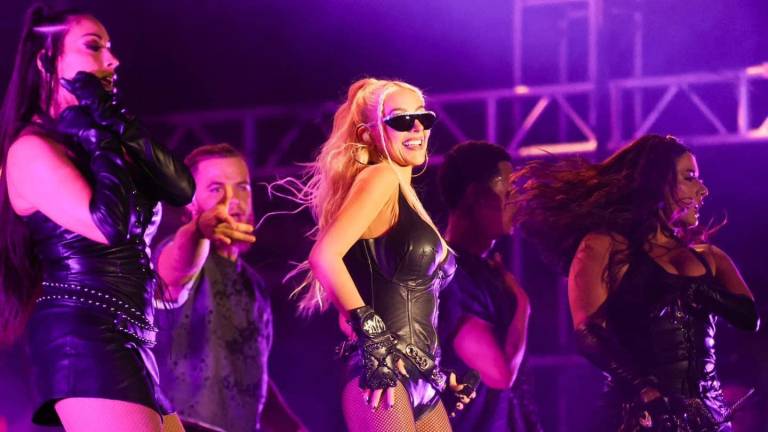 Christina Aguilera abarrota la Feria de San Marcos con su presentación.