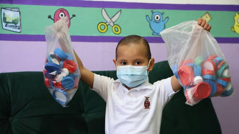 La campaña de recolección de tapas TEP busca apoyar el tratamiento médico de Romina Isabel y fortalecer la conciencia social en los niños.